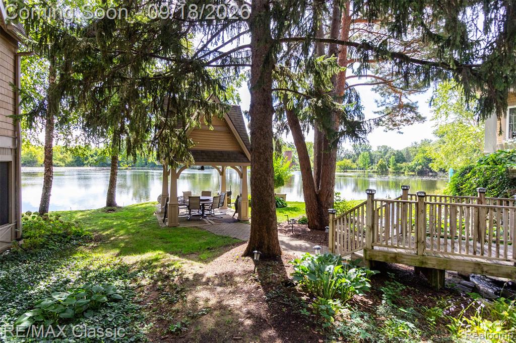 462 Pondview Lane - Photo 5