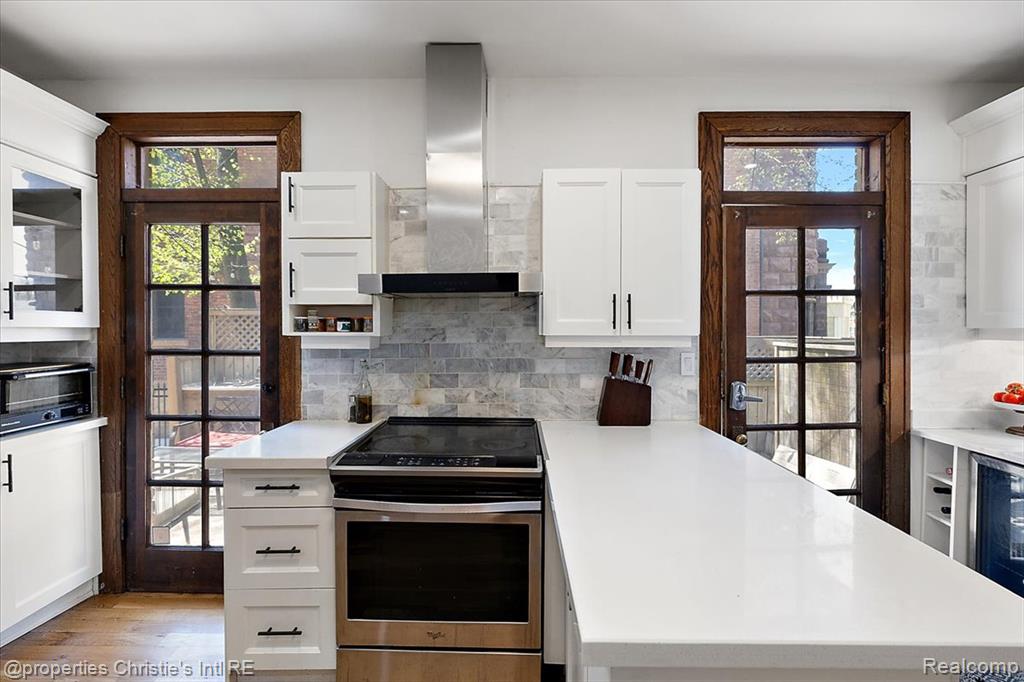 691 W CANFIELD Street, Detroit, MI 48201 — Photo 8