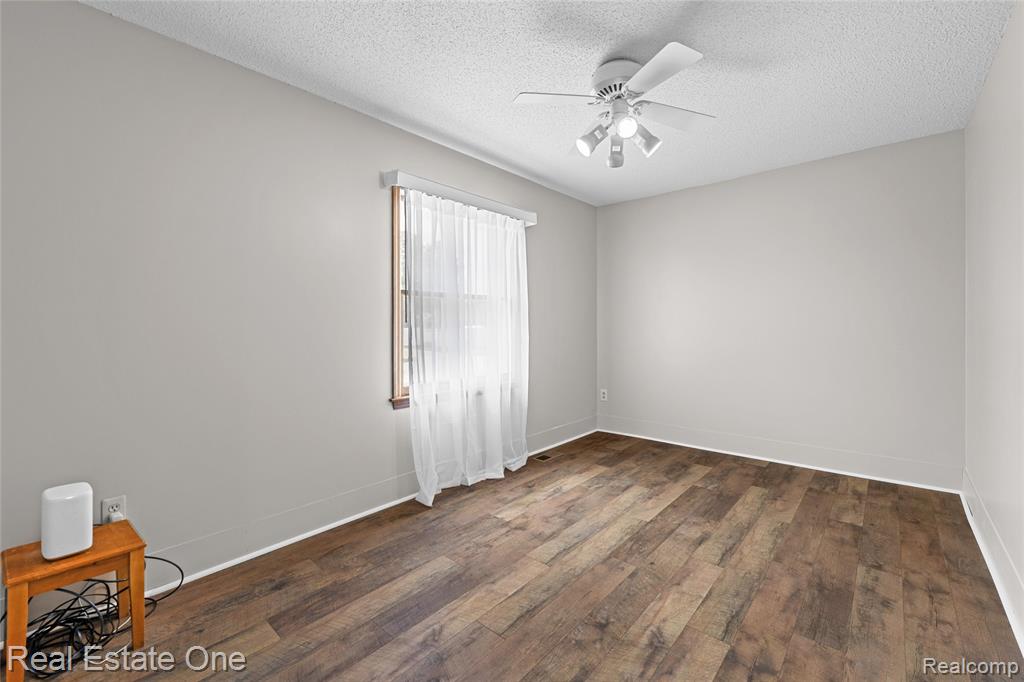 17300 Timothy Drive, Southgate, MI 48195 — Photo 18