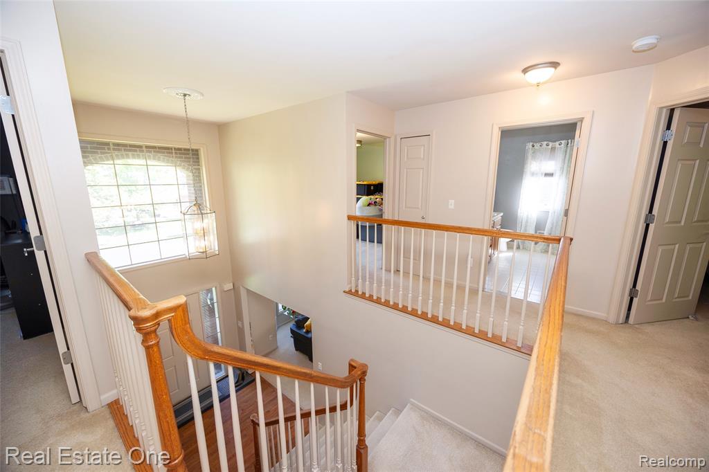 3481 Castlewood Court, Wixom, MI — Photo 38