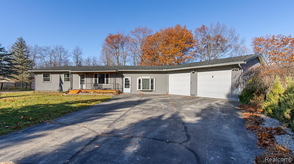 7283 Vanderploeg Lane, Imlay City, MI 48444 — front exterior