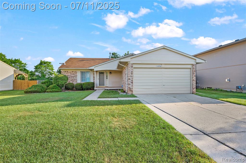 43702 Stuart Drive, Canton, MI 48187 — Photo 2