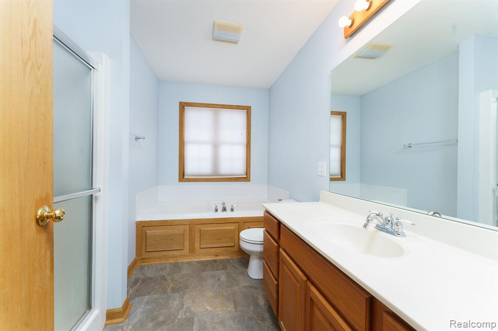 1052 E DEXTER Trail, Dansville, MI 48819 — Photo 18