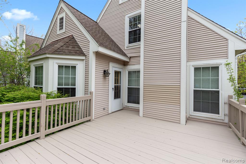 1667 GOLDEN Lane, Ypsilanti, MI 48198 — Photo 31