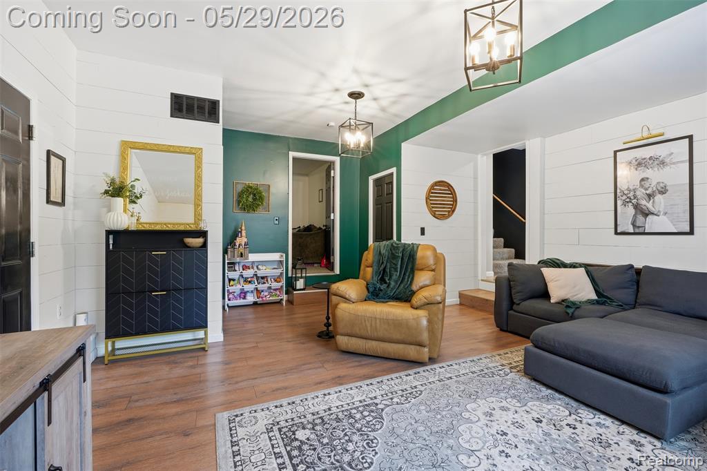 22349 Middlebelt Road, New Boston, MI 48164 — Photo 9