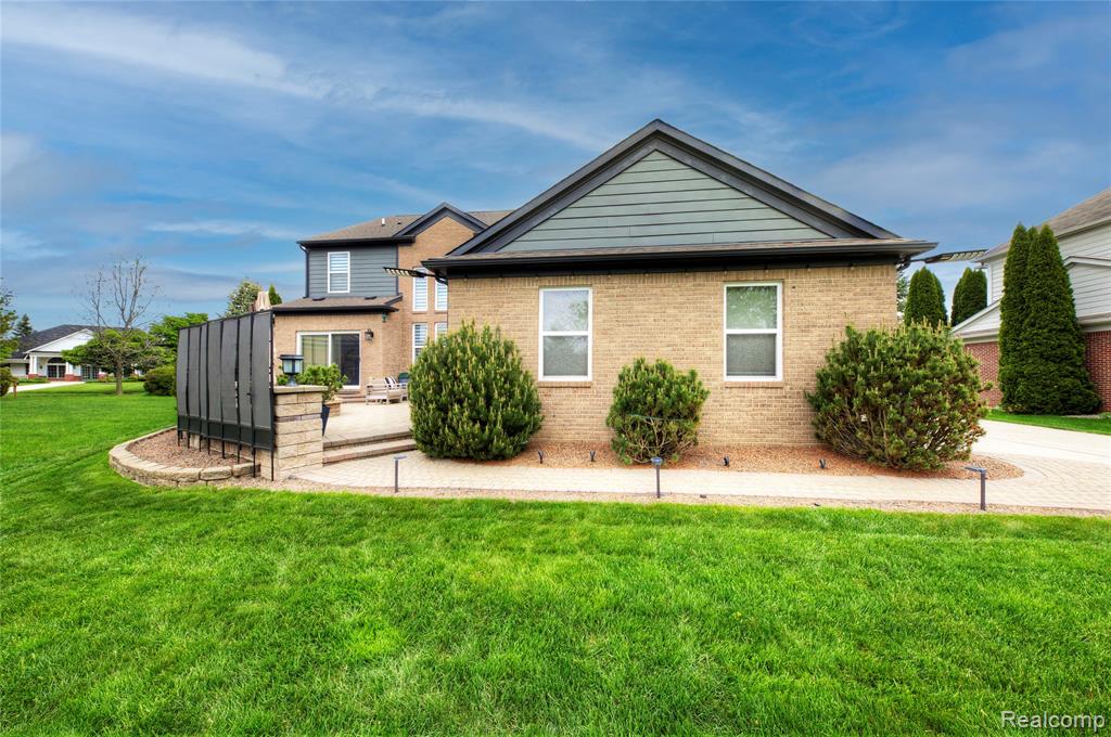 50411 Lansdowne Road, Canton, MI 48188 — Photo 61