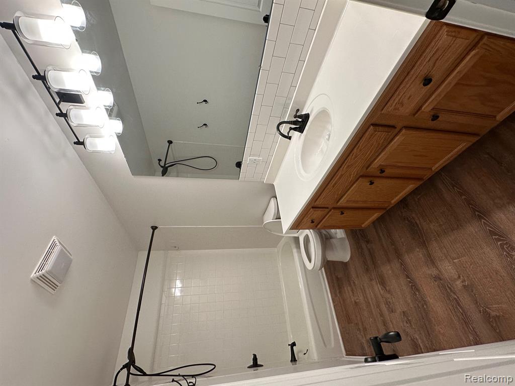 6939 Alma Court, Saginaw, MI 48603 — Photo 17