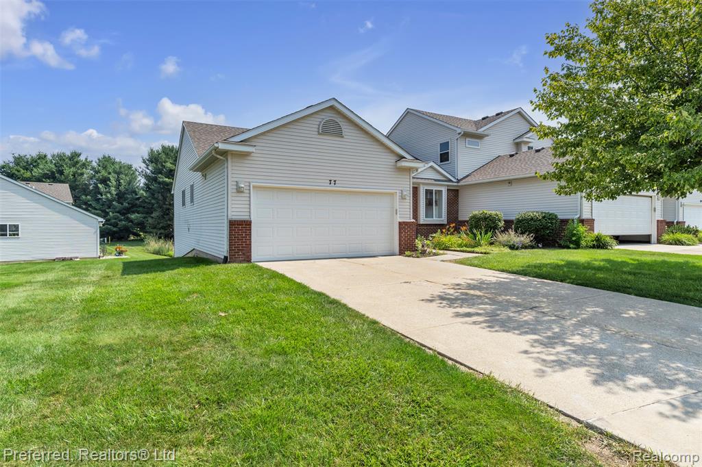 77 Sedum, Howell, MI 48843 — Photo 2