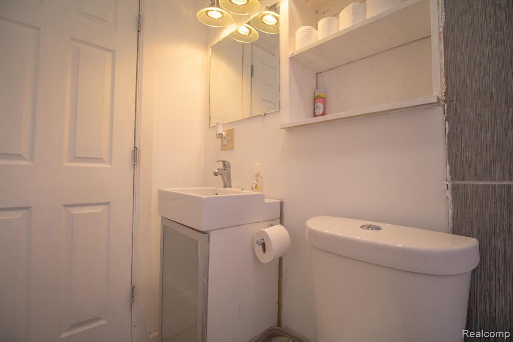 35799 Park Place, Romulus, MI 48174 — Photo 20