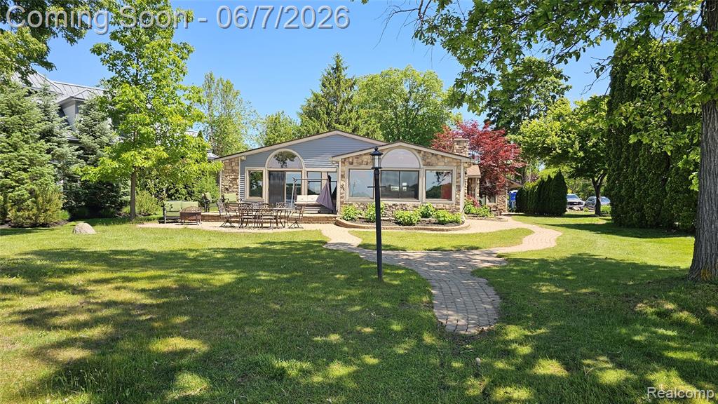 10202 Buhl, Pinckney, MI 48169