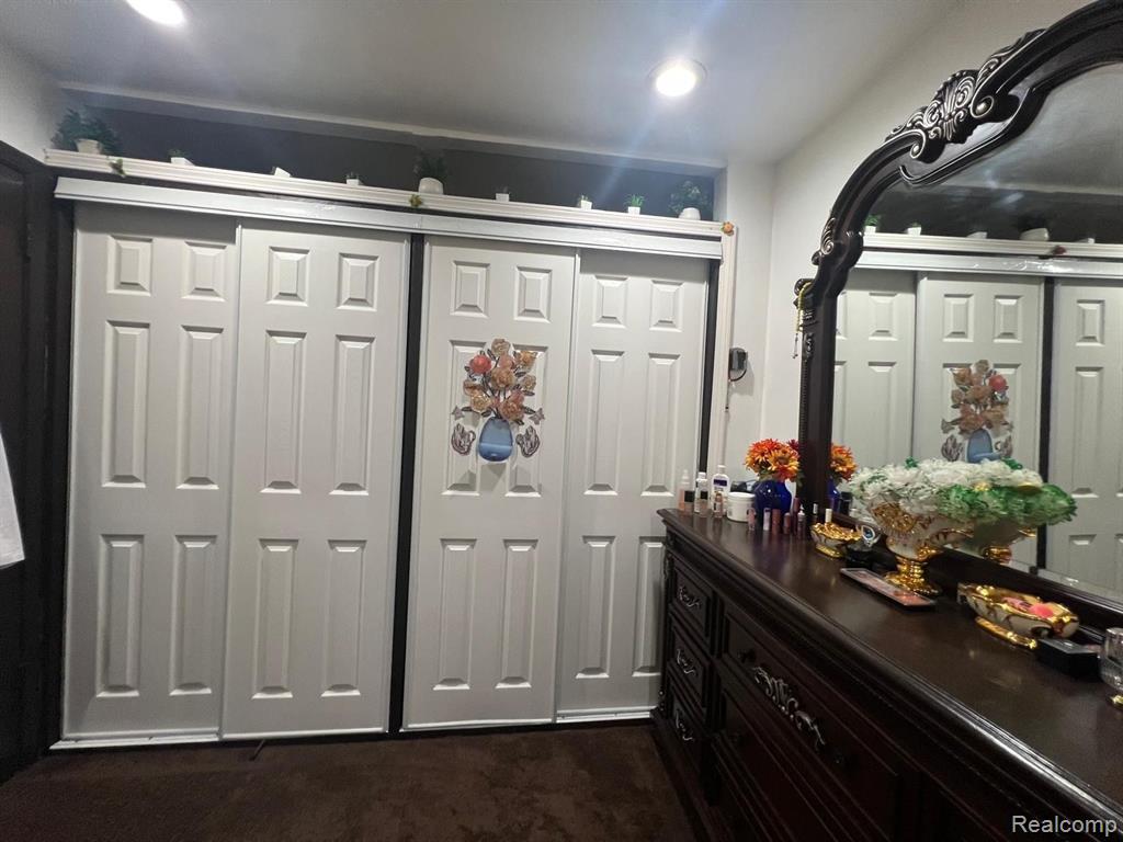 5621 HARDING Street, Dearborn Heights, MI 48125 — Photo 14