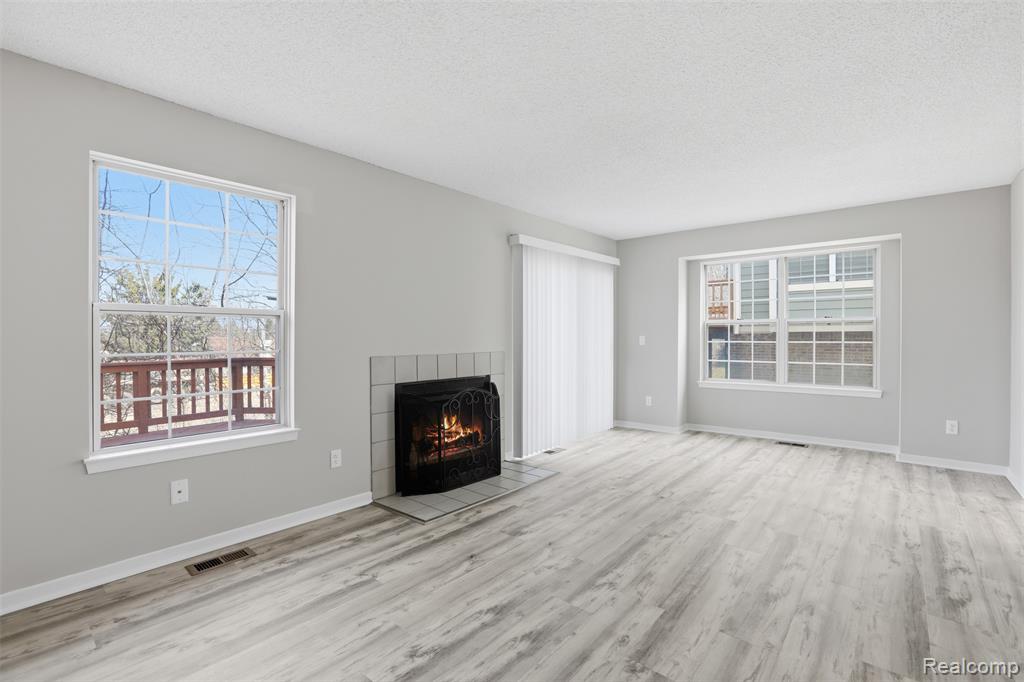 31192 Columbia Drive, Novi, MI, 48377
