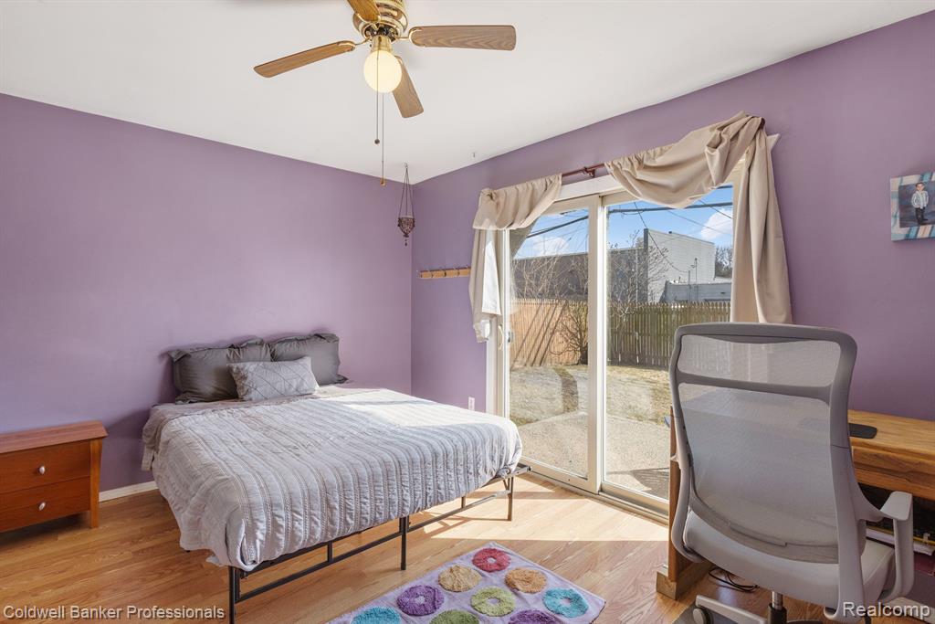 921 MACE Avenue, Madison Heights, MI 48071 — Photo 15