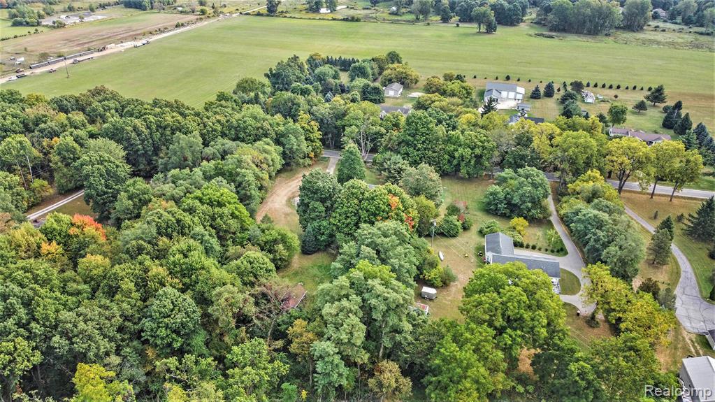 1340 County Farm Road, Howell, MI 48843 — Photo 31