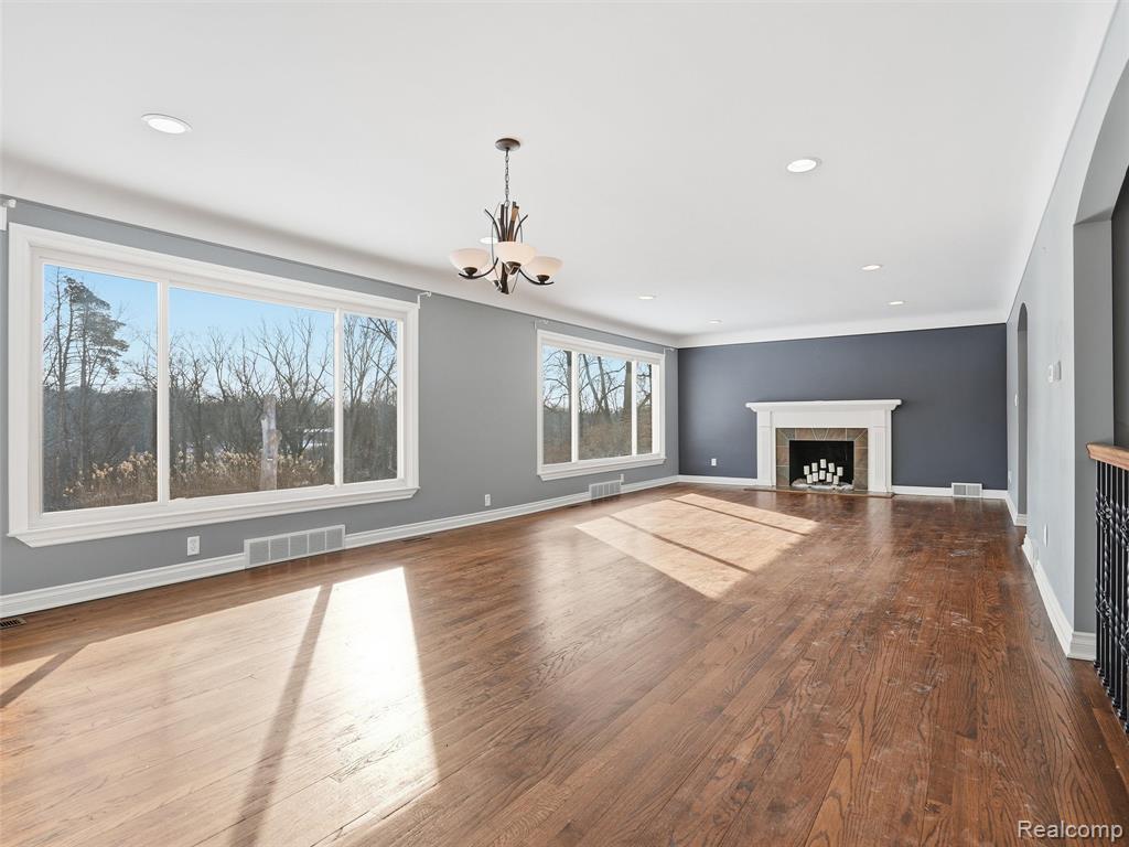 29750 Bristol Lane, Bingham Farms, MI 48025 — Photo 8
