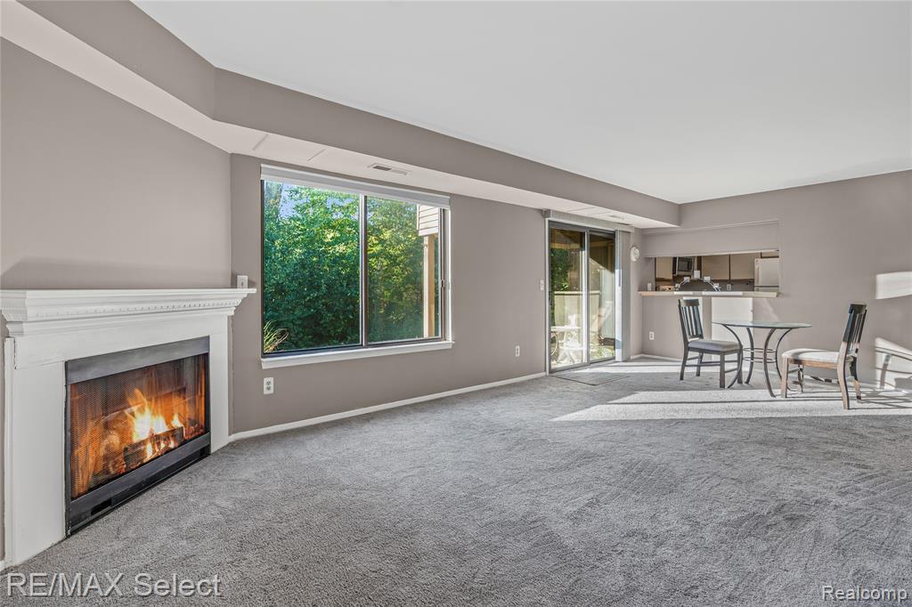 250 Briarcrest Drive, 129, Ann Arbor, MI 48104 — Photo 22