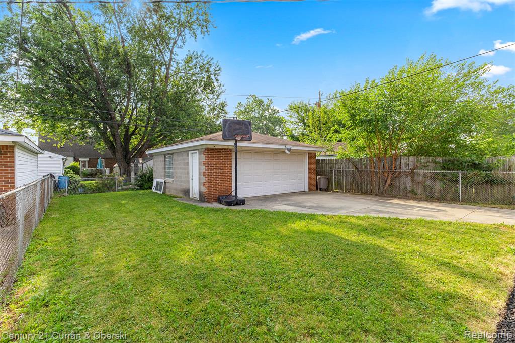 9299 Becker Avenue, Allen Park, MI 48101 — Photo 38