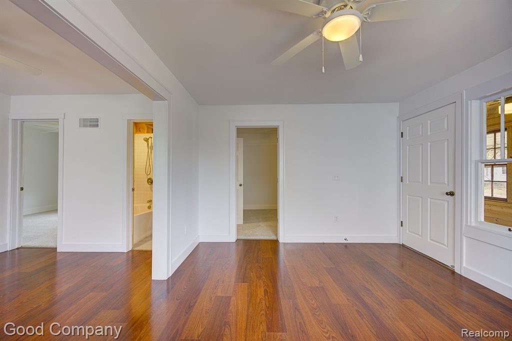 720 E Granet Avenue, Hazel Park, MI 48030 — Photo 11