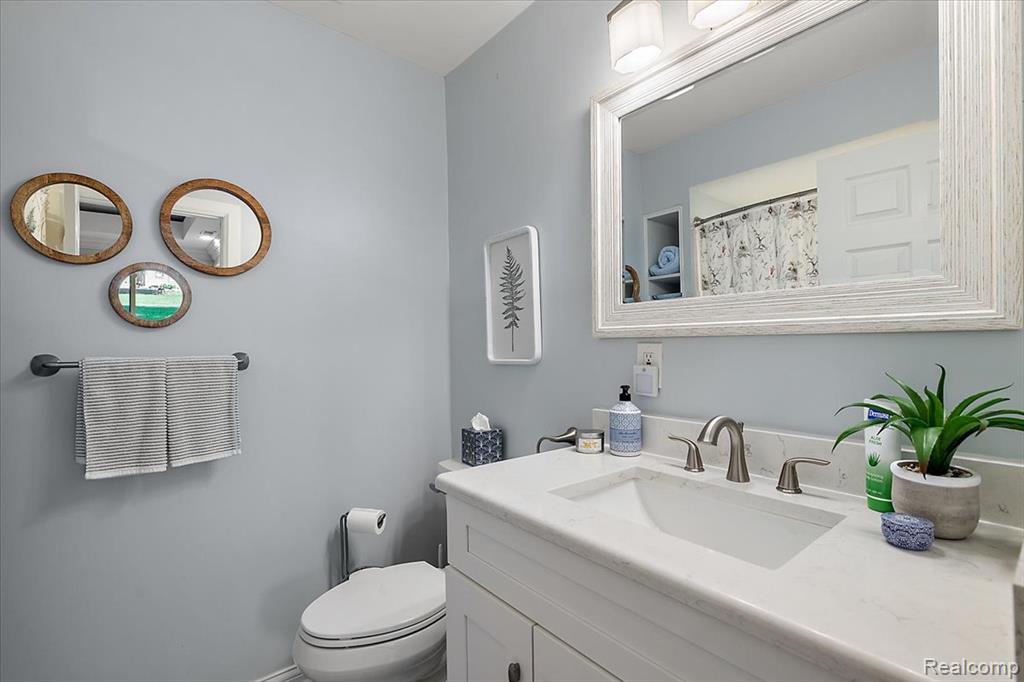 9050 Marilyn Terrace, Commerce Twp, MI 48382 — Photo 37