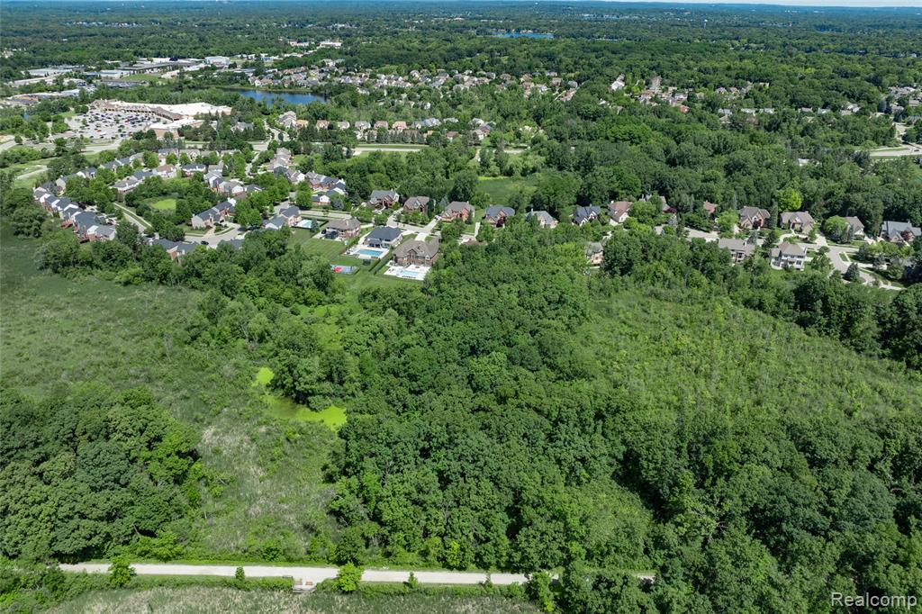 7422 Autumn Hill Drive, West Bloomfield, MI 48323 — Photo 49