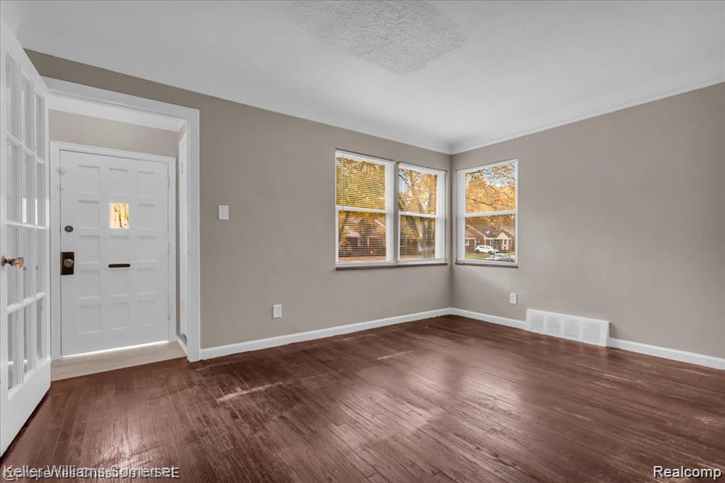 12660 Grandmont Avenue, Detroit, MI 48227 — Photo 2