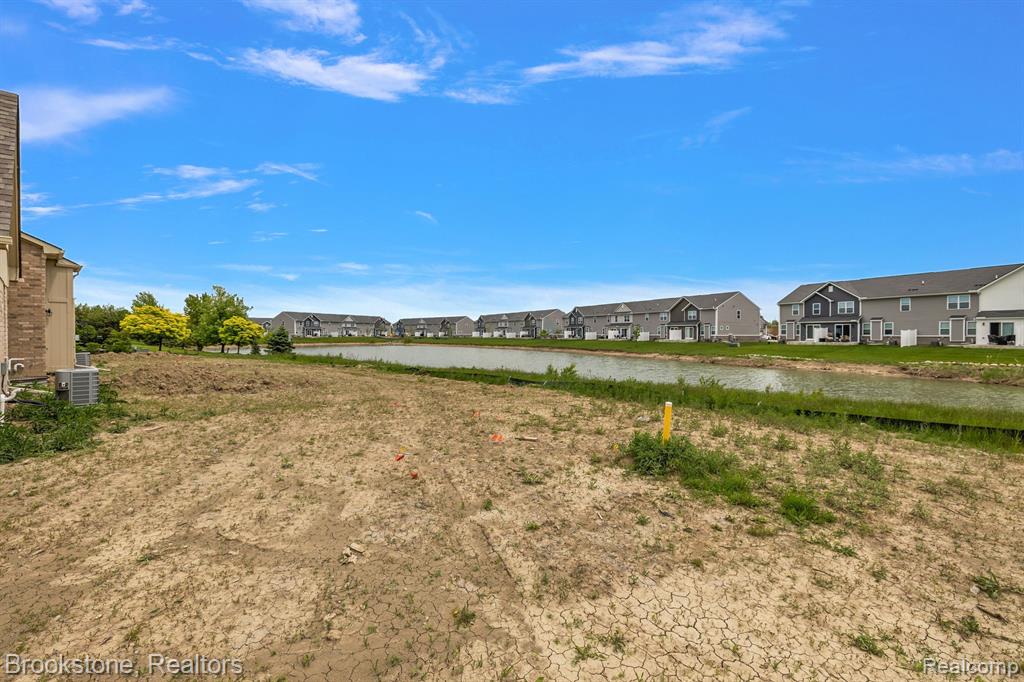 46682 Emerald Creek Drive, Shelby Twp, MI 48315 — Photo 10