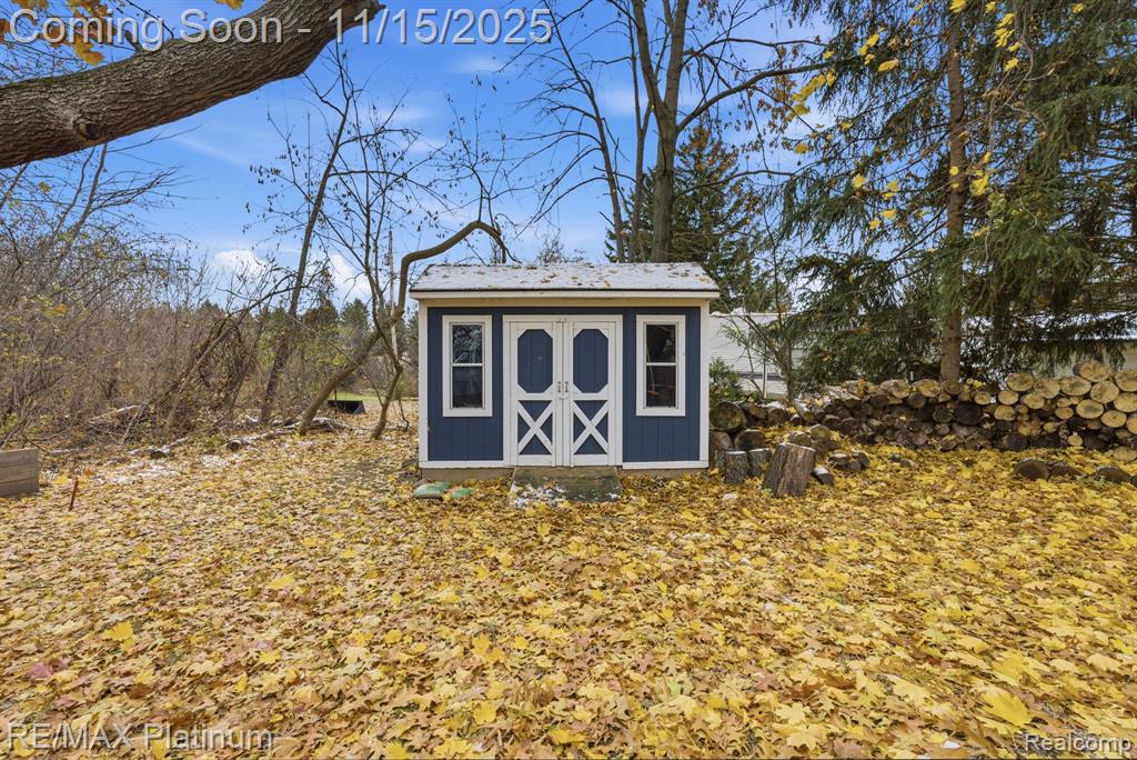 11254 Katrine Drive, Fenton, MI 48430 — Photo 33