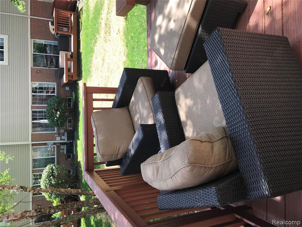 420 James Circle, Royal Oak, MI 48067 — Photo 24