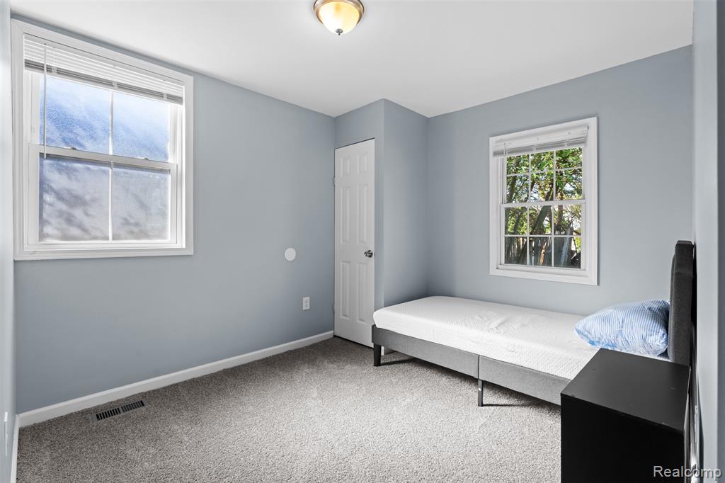 853 Melrose Street, Pontiac, MI 48340 — Photo 12