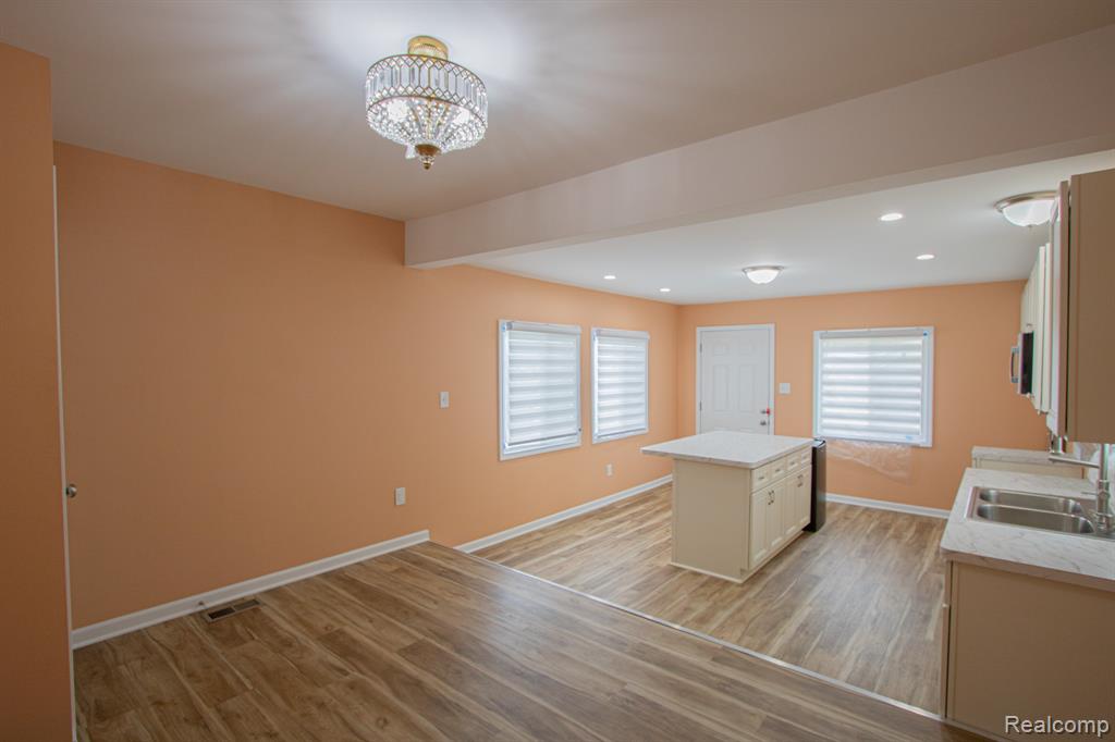 7548 Beaverland, Detroit, MI 48239 — Photo 11
