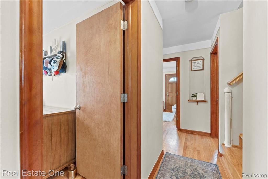 9671 STERLING Avenue, Allen Park, MI 48101 — Photo 13