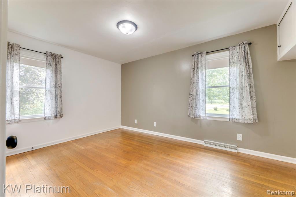 5930 Gratiot Avenue, St. Clair, MI 48079 — Photo 15