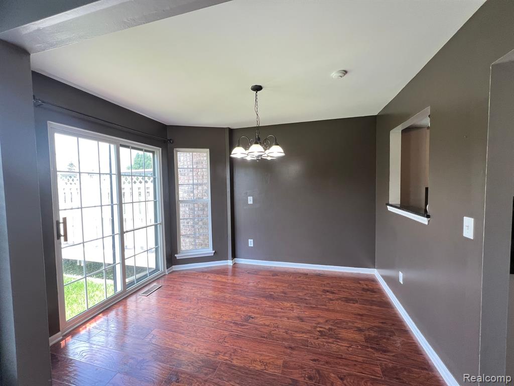 4174 HUNTERS Circle E, Canton, MI 48188 — Photo 9