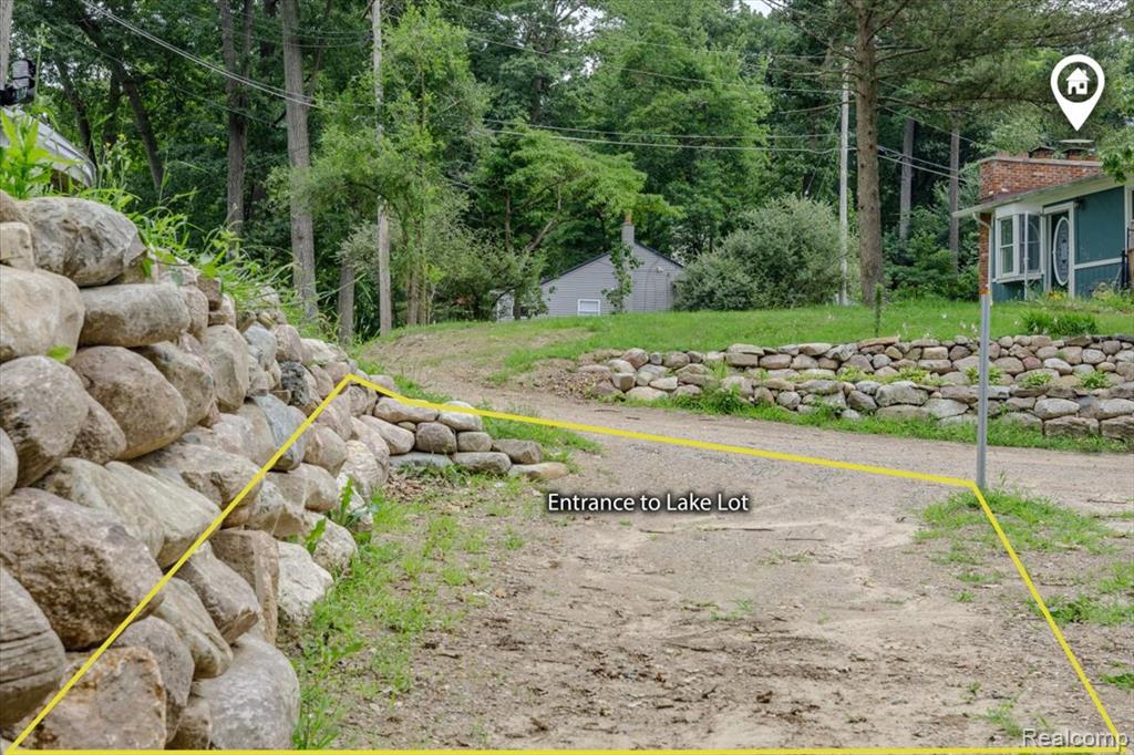 5246 Wayne Road, White Lake, MI 48383 — Photo 59