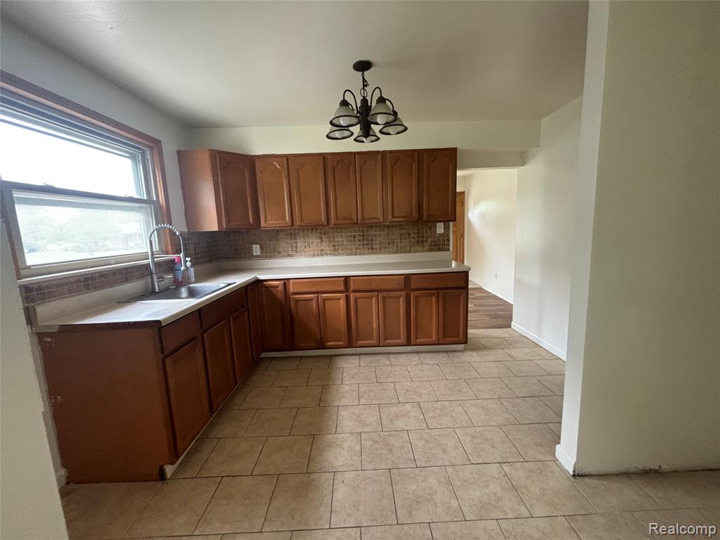 6335 Cordell Street, Romulus, MI 48174 — Photo 5