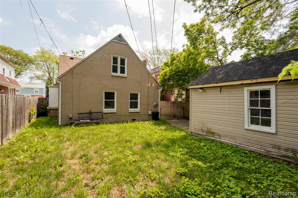3961 Chatsworth Street, Detroit, MI 48224 — Photo 4