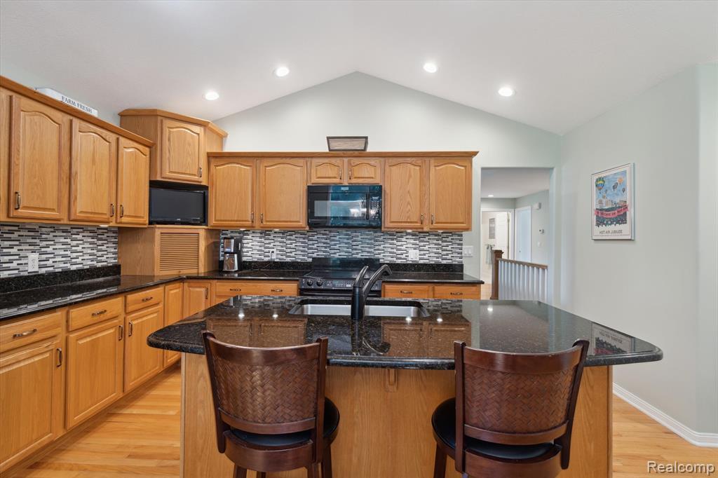 4273 Fairway Lane, Jackson, MI 49201 — Photo 23