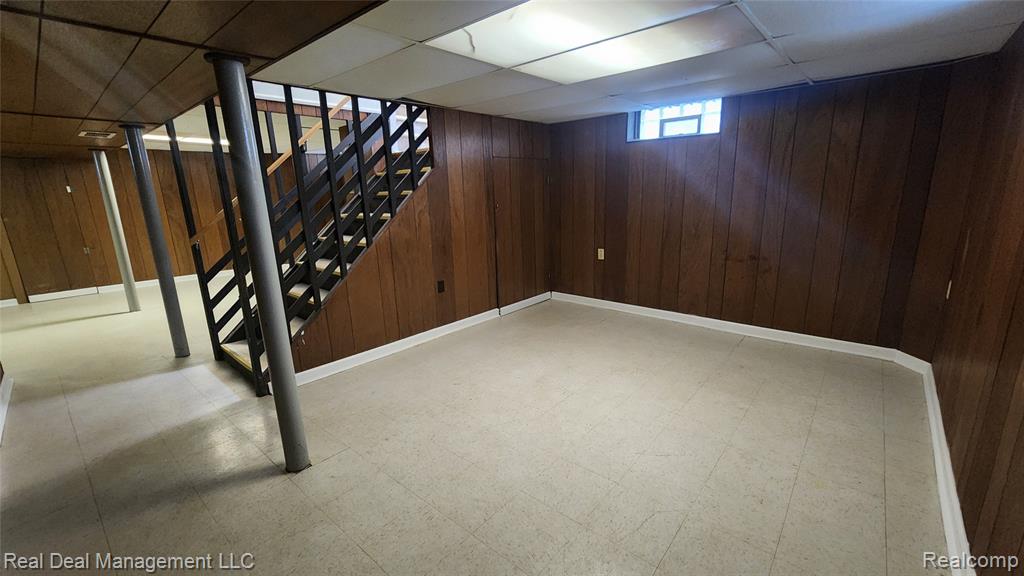 49 E Fairmount Avenue, Pontiac, MI 48340 — Photo 24