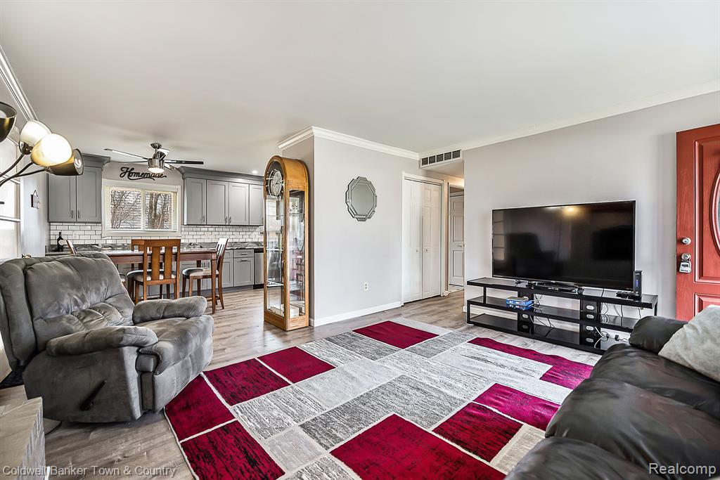 40920 MALOTT Drive, Novi, MI — Photo 5