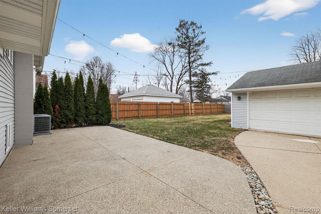 183 Washington Street, Mount Clemens, MI 48043 — Photo 20