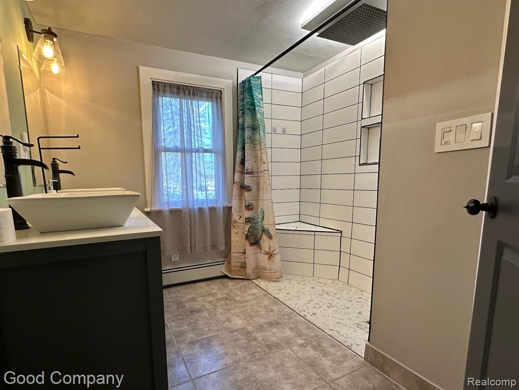 720 W Commerce Road, Commerce Twp, MI 48382 — Photo 13
