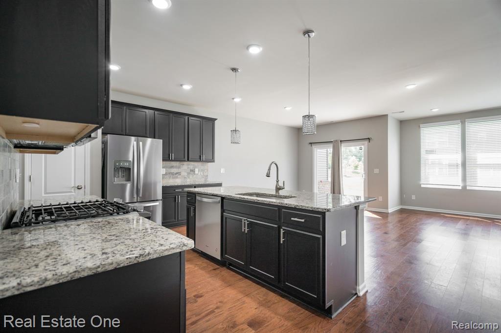 4896 BROOMFIELD Way, Lake Orion, MI — Photo 12