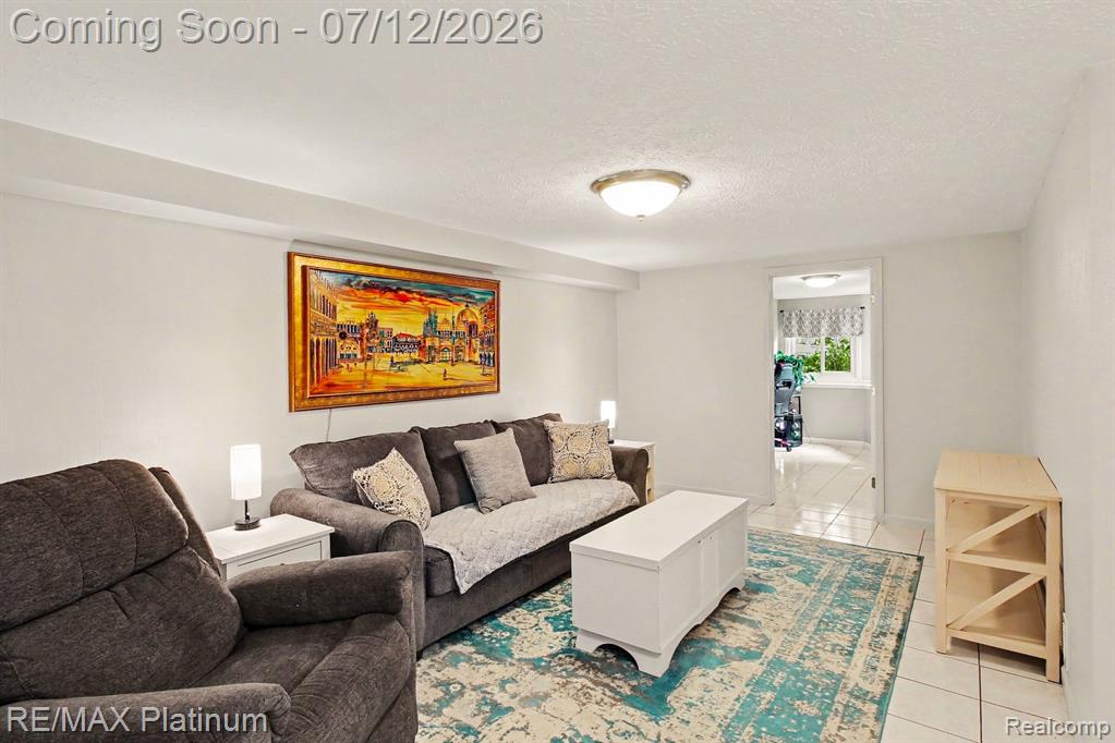 6317 Kevin Drive, Brighton, MI 48116 — Photo 18