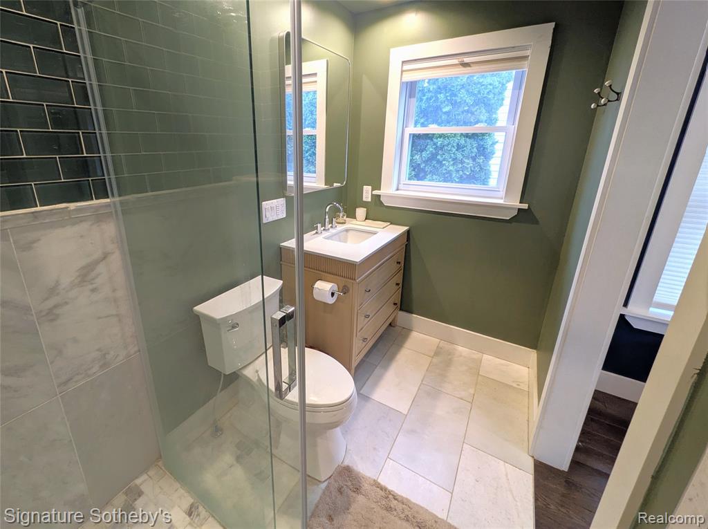 2059 Columbia Road, Berkley, MI 48072 — Photo 17