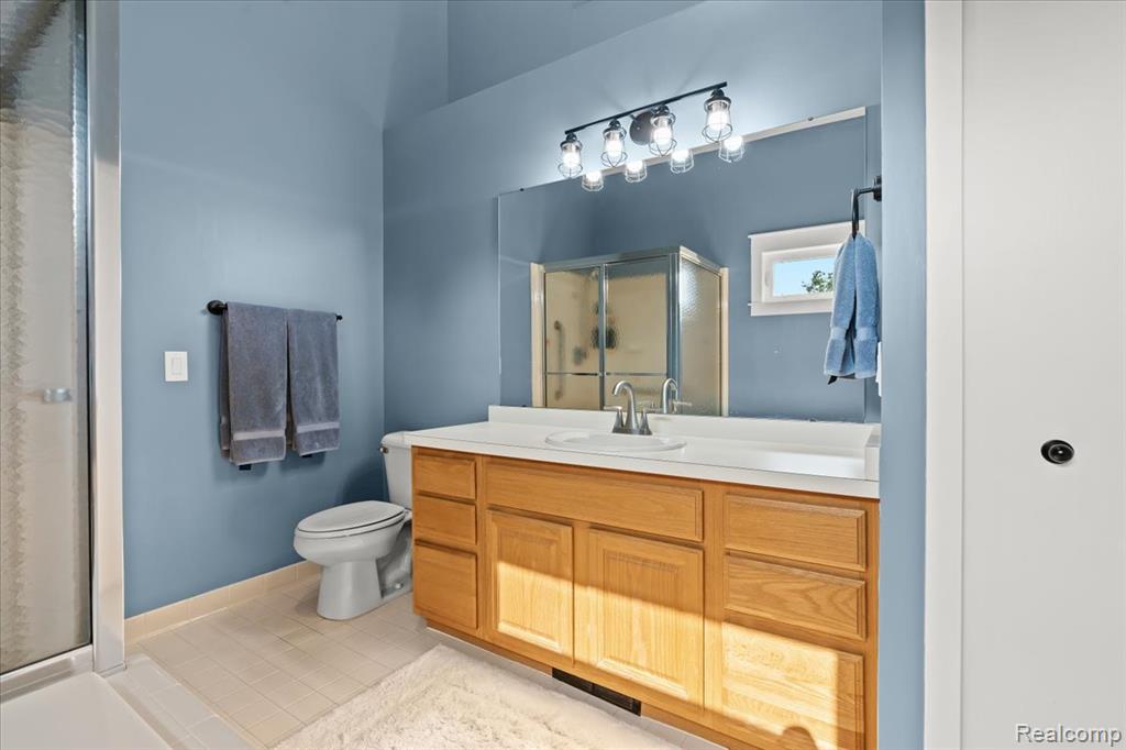 12002 Renfrew Court, Hartland, MI 48353 — Photo 28