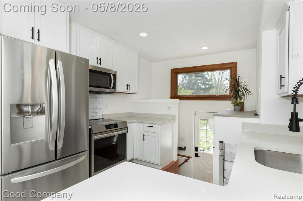 621 W Hazelhurst Street, Ferndale, MI 48220 — Photo 12