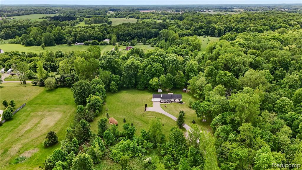 9565 Crofoot Road, Fowlerville, MI 48836 — Photo 54