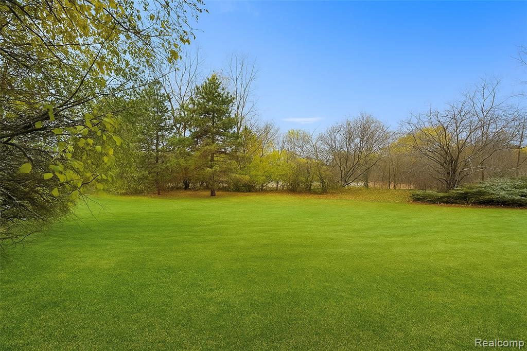 6265 Potomac Circle, West Bloomfield, MI — Photo 62