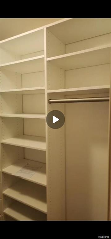 7145 Colchester, Ypsilanti, MI 48197 — Photo 35