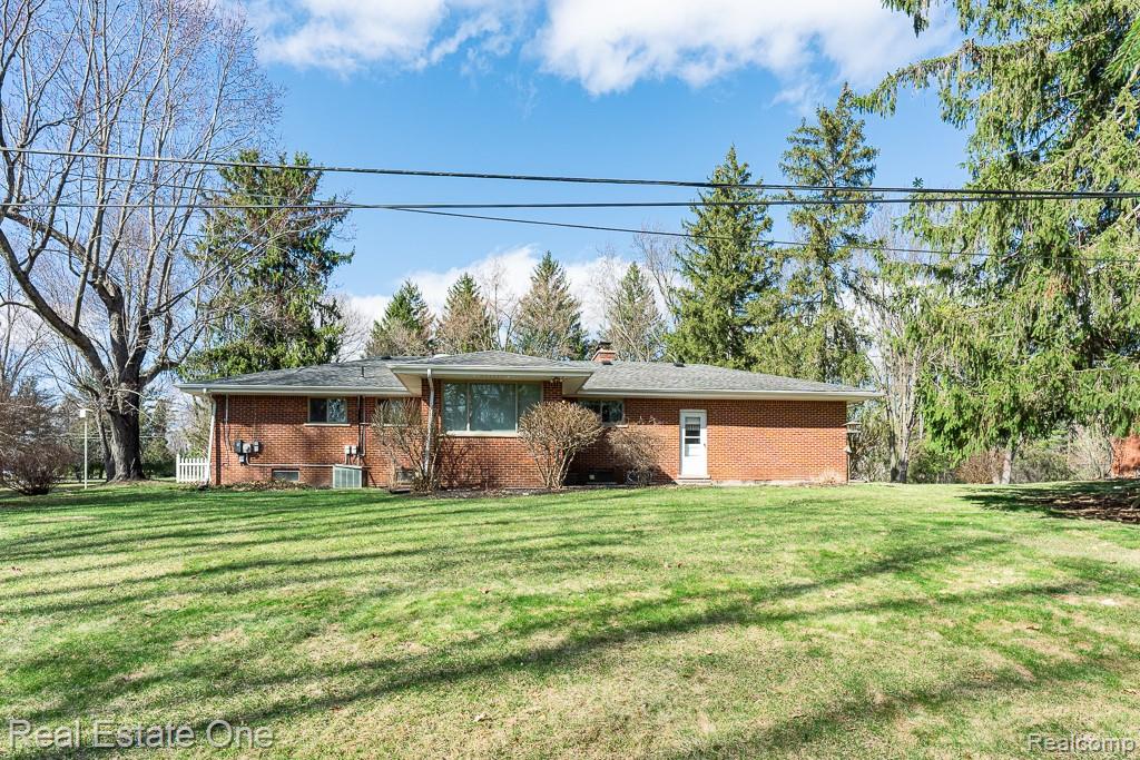 515 Whims Lane, Rochester, MI 48306 — Photo 45